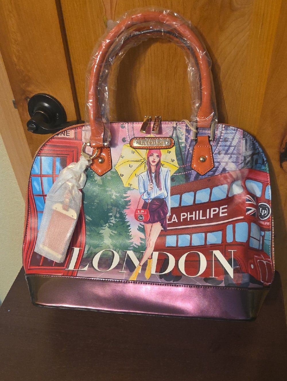 La Philip3 London Bowler Stachel